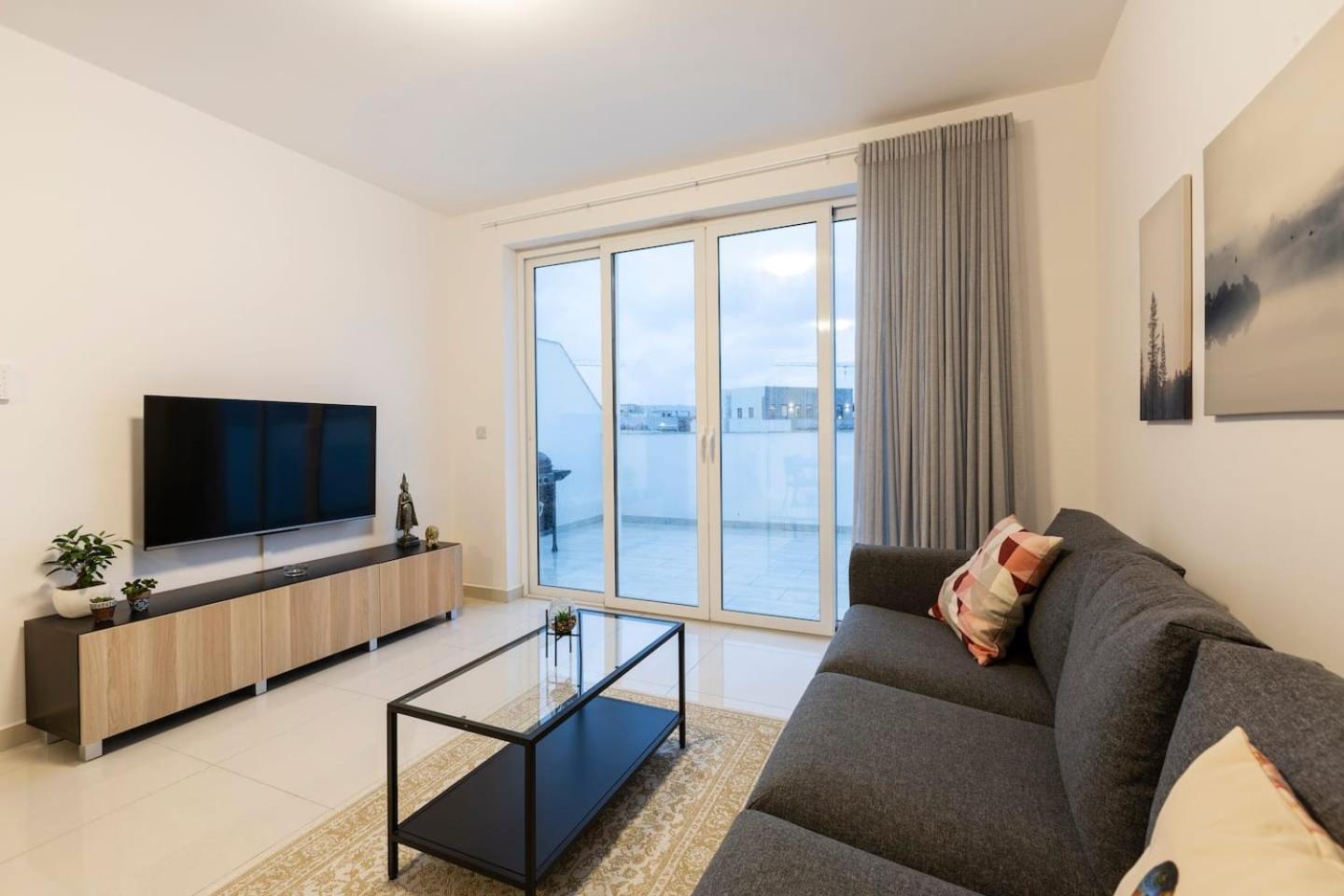 Beautiful Central Penthouse 1Br Ta Xbiex Zewnętrze zdjęcie