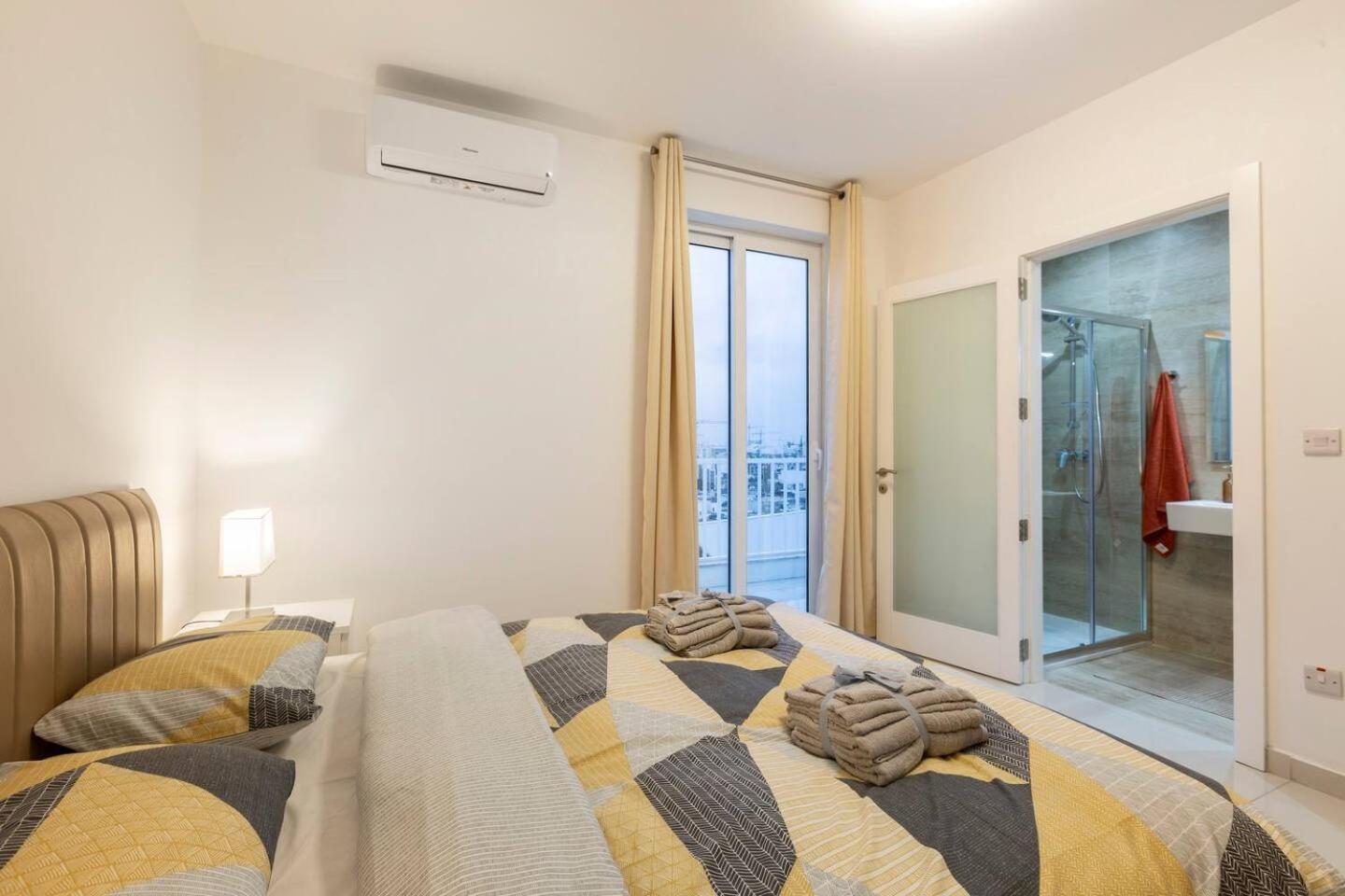 Beautiful Central Penthouse 1Br Ta Xbiex Zewnętrze zdjęcie
