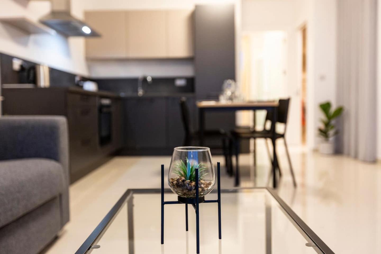 Beautiful Central Penthouse 1Br Ta Xbiex Zewnętrze zdjęcie
